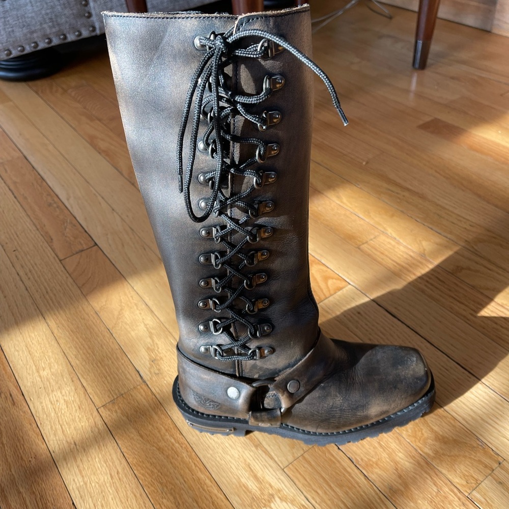 Motorcycle boots